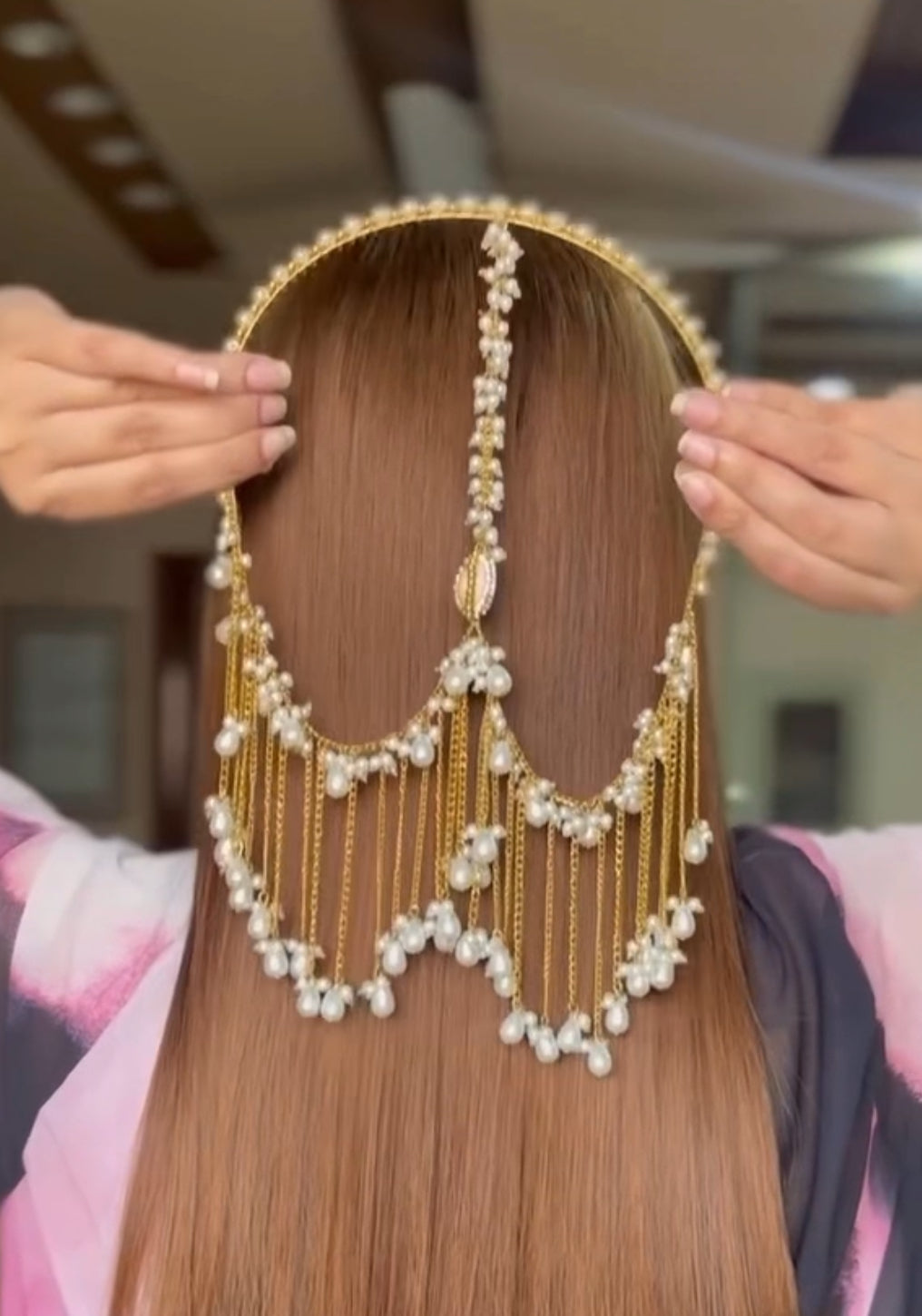 Elegant Pearl & Gold Hair Jewelry – Traditional Bridal Headpiece